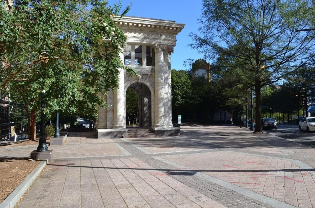 Center Downtown! King Bed! Private Balcony! Pt8I Villa Atlanta Bagian luar foto
